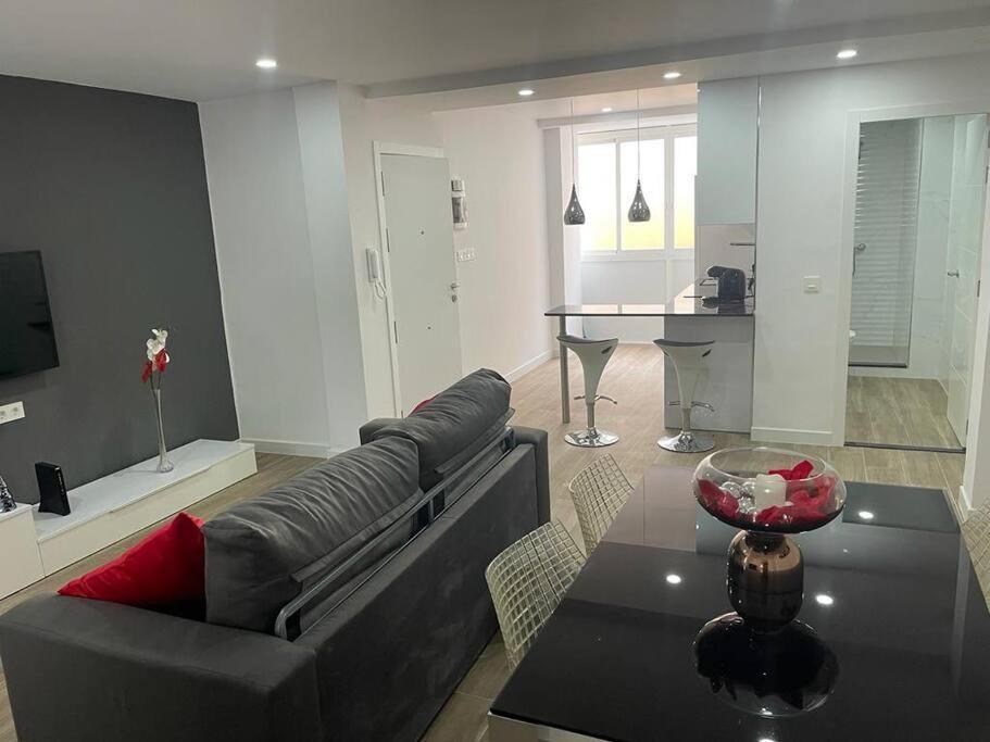 Moderno Apartamento En Elche Exterior foto